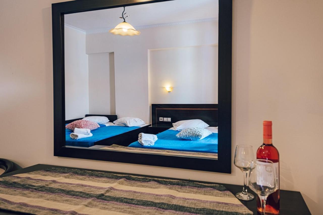 Aparthotel Bluewaves Laganas Esterno foto