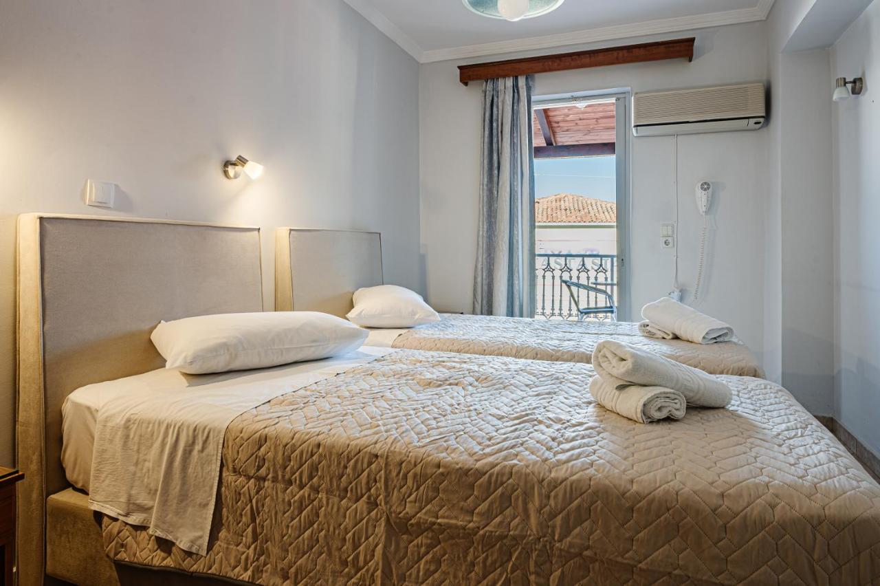 Aparthotel Bluewaves Laganas Esterno foto
