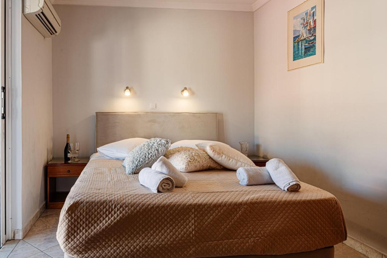 Aparthotel Bluewaves Laganas Esterno foto