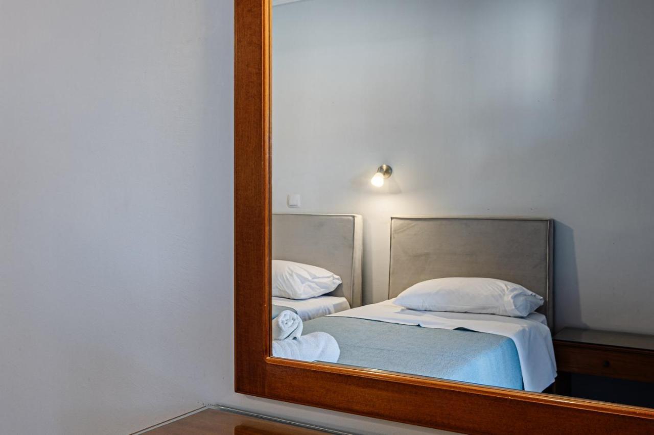 Aparthotel Bluewaves Laganas Esterno foto